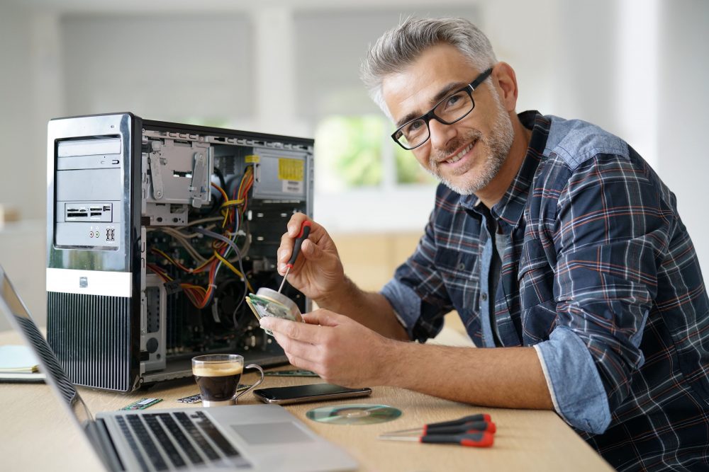 The Benefits of Hiring Computer Repair Professionals - PC Geeks